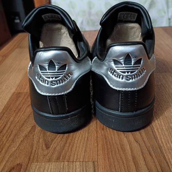 Adidas Stan Smith Athletic Sneakers Black/Silver Size 9.5 men\'s BB5156 logo main image 10